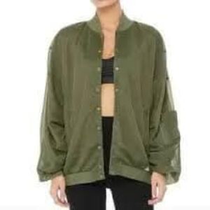 alo Yoga Bomber Field Jacket in Olive Drab Green sz Small oversized